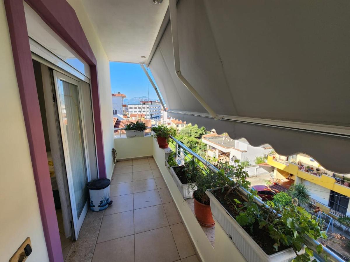 Tirana Class House Bagian luar foto